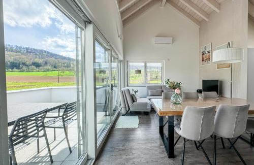 Gottmadingen Apartment | Wunderschöne helle Wohnung mit großer Dachterrasse