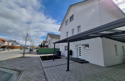 Buettelborn Apartment | Wunderschöne und helle Wohnung
