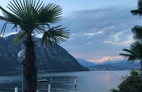 Bissone Apartment | Wunderschönes Apartment direkt am See, Bissone bei Lugano/Tessin