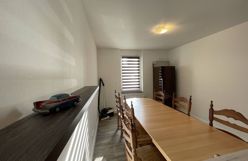 Kohlscheid Apartment | Wurmtal 2-family house directly on the nature reserve 90 sqm, quiet & spacious