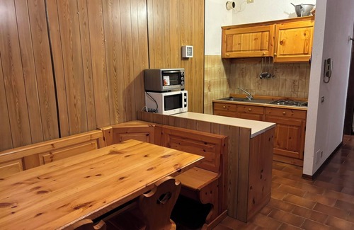 Angolo Terme Apartment | Wuthering Heights Apartment, lovely apartment at the foot of the ski slopes