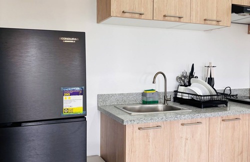 Jaro Condo | WV 29 Your Warm City Escape