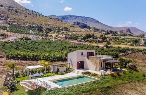 Scopello Villa | WWW.BAGLIORIDISICILIA.COM - LAST MINUTE 8/23 SEPTEMBER!