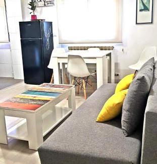 Leon Apartment | www Goyahospitales es