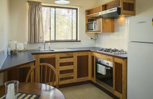 Yallingup Cottage | Wyadup Brook Cottages-1 Bedroom Chalet