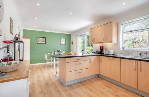 Norwich House | Wyatt House - Two Bedroom House, Sleeps 4