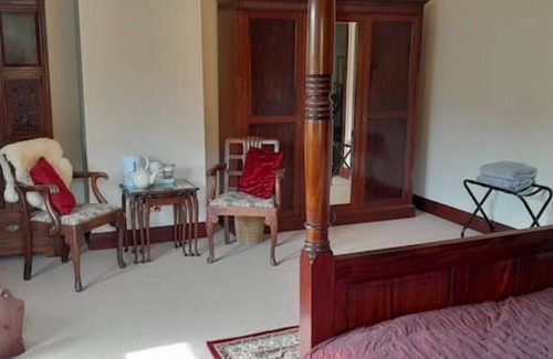 Kirtlebridge Cabin | Wyesebyside.A peaceful rural retreat- close to Gretna for weddings.sleeps 14