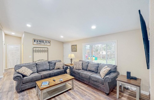 Coos Bay House | Wygant Road Retreat
