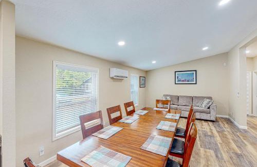 Coos Bay House | Wygant Road Retreat