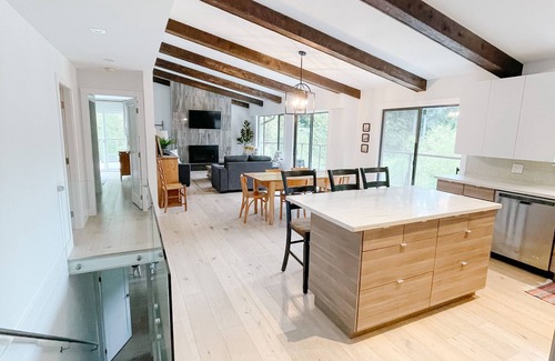 Shawnigan Lake House | Wyldewood Lake House
