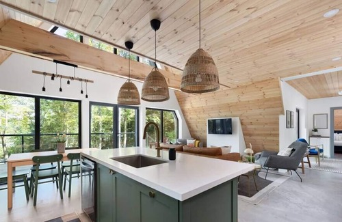 Bracebridge House | Wyldwood | Muskoka | Luxury A-Frame - 2hrs from TO