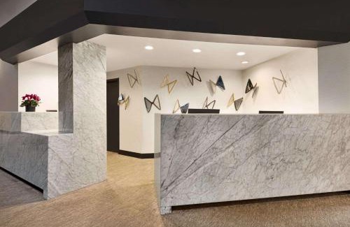 Fort Smith Hotel | Wyndham Fort Smith City Center