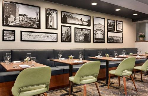 Fort Smith Hotel | Wyndham Fort Smith City Center