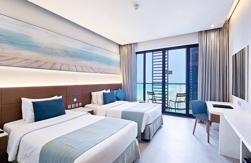 Rumailah Hotel | Wyndham Garden Ajman Corniche