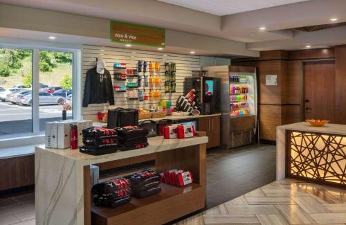 Redwood Valley Hotel | Wyndham Garden Redwood Valley - Ukiah