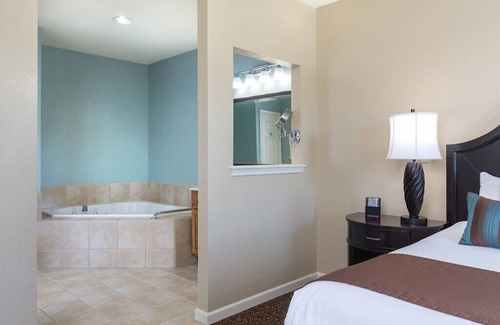 Williamsburg Resort | Wyndham Governor's Green 2 Bedroom Unit Sleeps 8