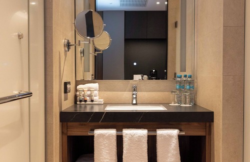 Callao Hotel | Wyndham Grand Costa Del Sol Lima Airport