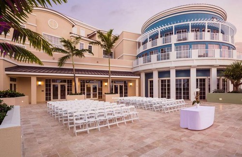 Jupiter Hotel | Wyndham Grand Jupiter at Harbourside Place Jupiter