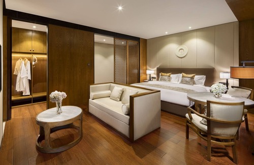 Langya Qu Hotel | Wyndham Grand Plaza Royale Kaidi