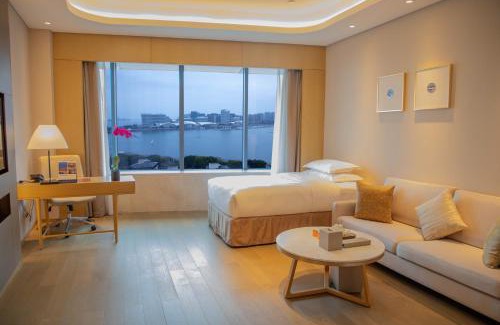 Huli Hotel | Wyndham Grand Plaza Royale Yuzhou Xiamen Wuyuan Bay