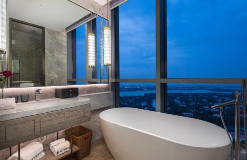 Wujiang Hotel | Wyndham Grand Suzhou Fenhu