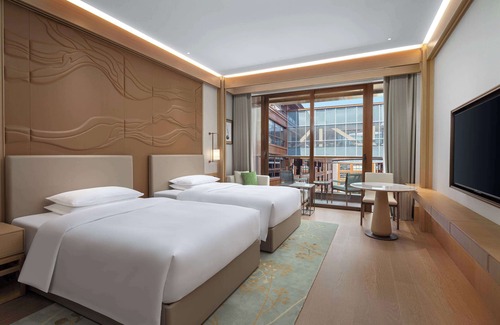 Xinchang County Hotel | Wyndham Grand Xinchang Downtown
