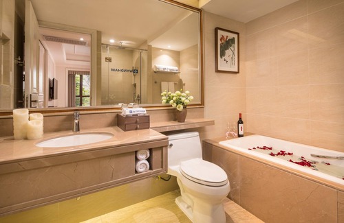 Lingshui Hotel | Wyndham Hainan Clearwater Bay Resort