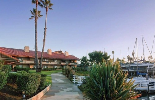 Ventura Condo | Wyndham Harbortown Point | 1BR/1BA Blc Queen Suite