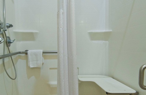 Lake Charles Hotel | Wyndham Lake Charles Casino Area