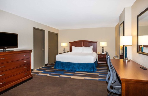 French Quarter Hotel | Wyndham New Orleans - French Quarter