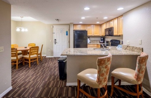 Survey Creek Condo | Wyndham Palm-Aire - Huge 2 Bedroom Condo