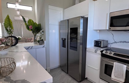 Zarzal Apartment | Wyndham Residence 4BR Penthouse Ocean View