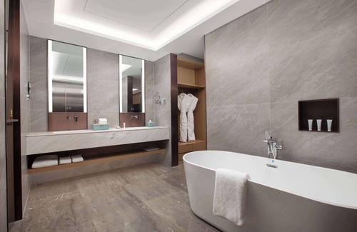 Jinghong Hotel | Wyndham Xishuangbanna Qingquan