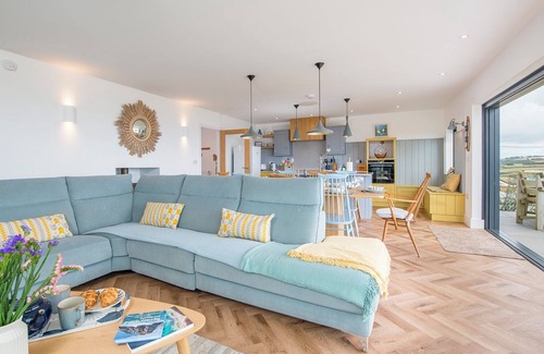 Penycwm Cottage | Wyndhurst, Holiday Cottage Newgale, Sleeps 8, 4 bedrooms, bathrooms