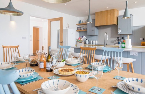 Penycwm Cottage | Wyndhurst, Holiday Cottage Newgale, Sleeps 8, 4 bedrooms, bathrooms