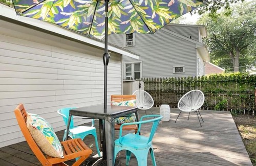 Harrison Township Bed & Breakfast | Wynnwood classic condo