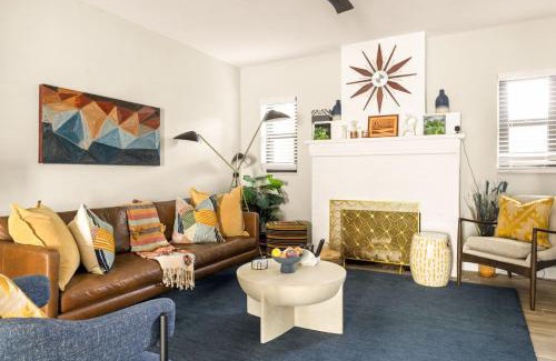 Buena Vista House | Wynwood beautiful Art Deco home with 4 Bedroom