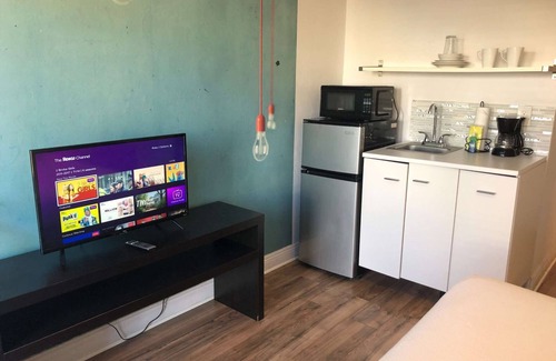 Wynwood Art District Condo | ✨Wynwood - Newest & Best Studio