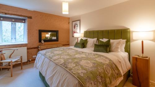 Malmesbury House | Wynyard Mill