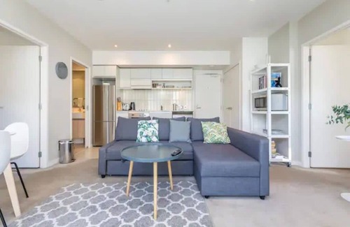 Auckland Central Business District Apartment | Wynyard Viaduct Harbour 2BR+Parking: Zodiak Stays