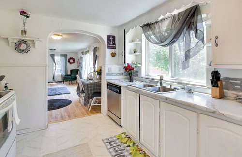 Gillette House | Wyoming Retreat w/ Furnished Porch, Near Fishing!