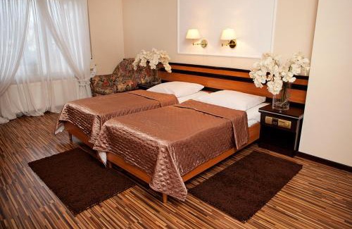 Przezmierowo Bed & Breakfast | Wzgórze Toskanii Conferences & Restaurant