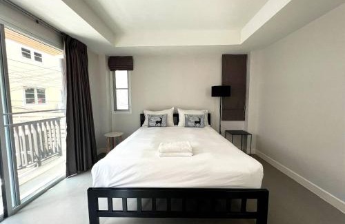 Wang Burapha Phirom Apartment | X Mitr Inn The Grand Palace - Mrt Samyot Station มิตร อินน์ พระบรมมหาราชวัง