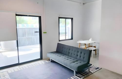 Ploenchit Apartment | X Yellow Place Sukhumvit Soi 2 -เยลโล เพลส สุขุมวิทซอย 2