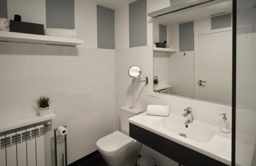 Abadin House | Xabarin Rooms