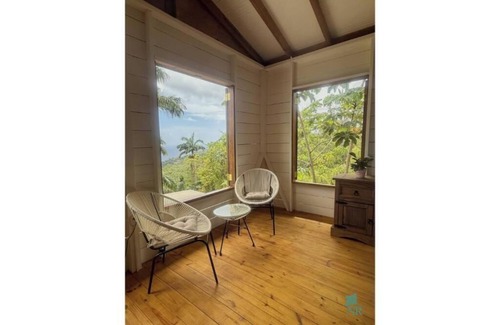Concordia Cabin | Xanadu Scenic Views + Private Waterfall