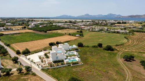 Zipari Villa | Xenos Villa 7 with a Private pool near the sea