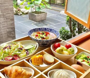 Xi’an City Center Apartment | Xi'an Bell and Drum Tower Yongning Gate Lanfeng Hotel
