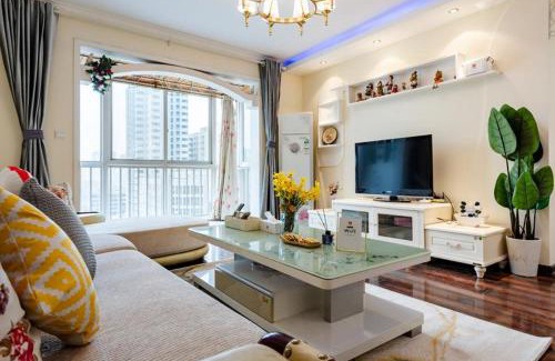 Lianhu Hotel | Xi 'an ·Lianhu·City wall scenic area