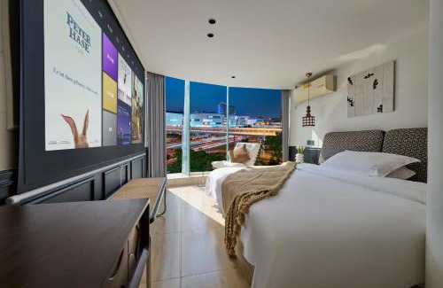 Qiancun Hotel | Xiamen Puyiju Movie Theme Hotel